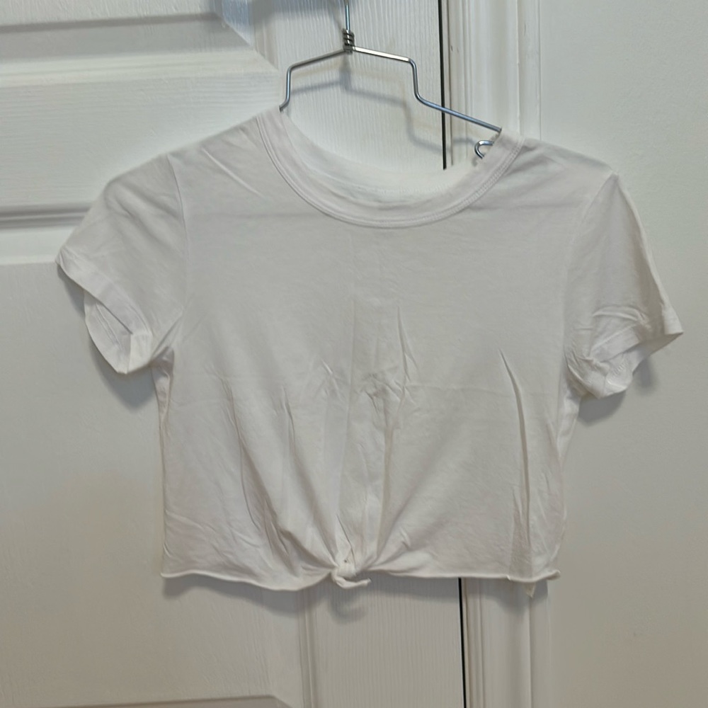 Sunday best crop t shirt with tie